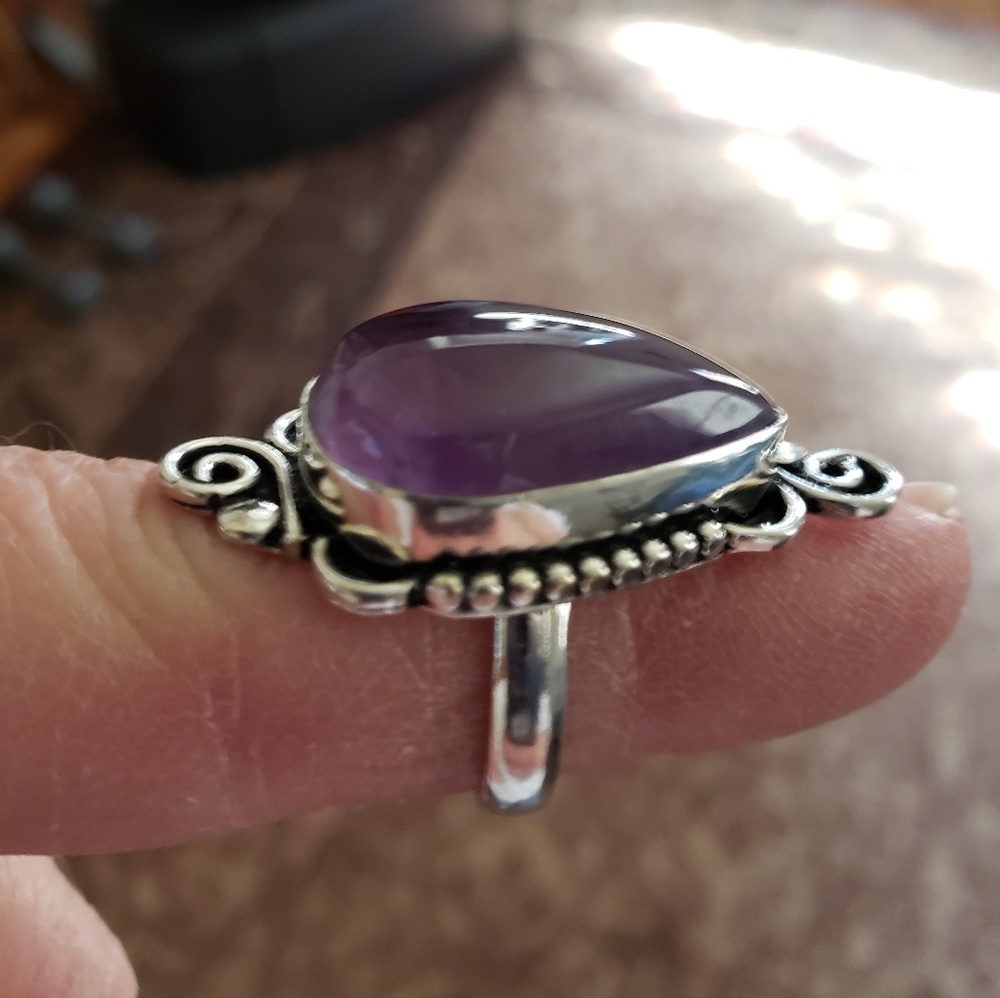 Ring - Picture 2 of 2